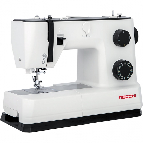 Швейна машина Necchi Q132A