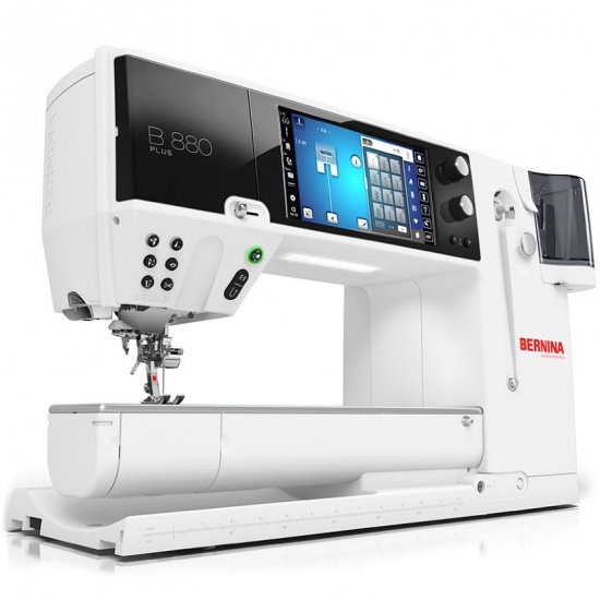 Швейно-вышивальная машина Bernina 880 Plus