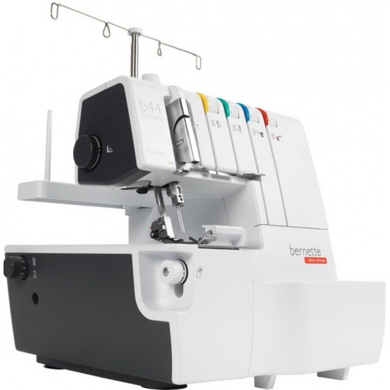 Оверлок Bernette FunLock B44