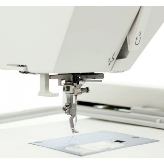 Вышивальная машина Janome Memory Craft 500E