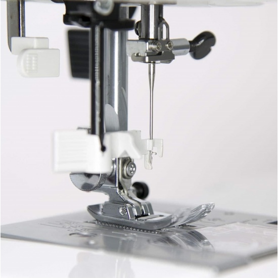 Швейная машина  Janome Decor Excel 5018