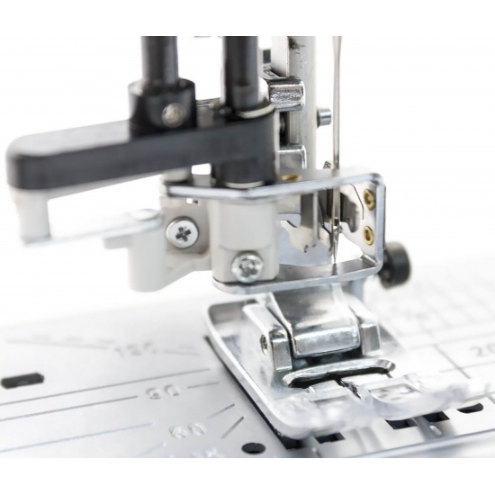 Швейна машина Janome Memory Craft 6700P