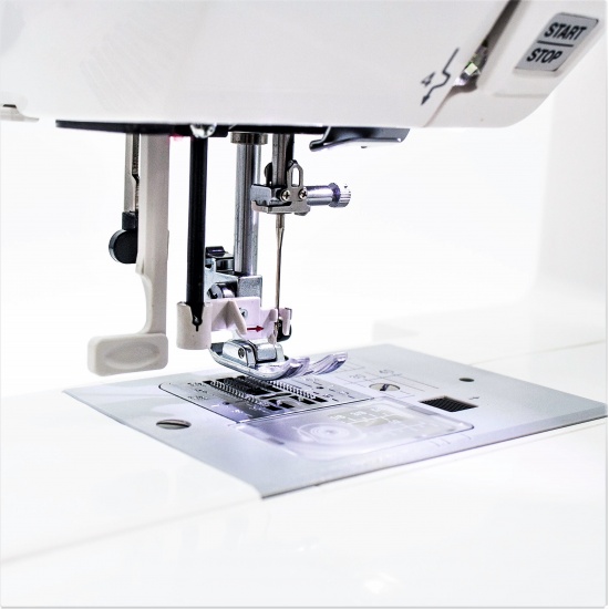 Швейная машина Janome Quality Fashion 7900