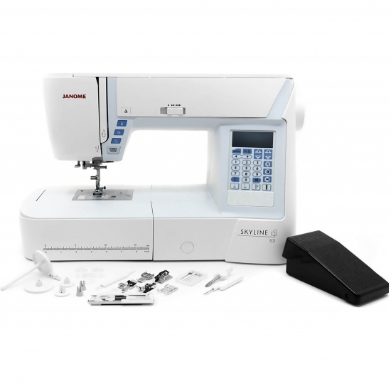 Швейная машина Janome Skyline S3